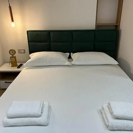 Blloku One Riverside Luxury Apartament Apartment *